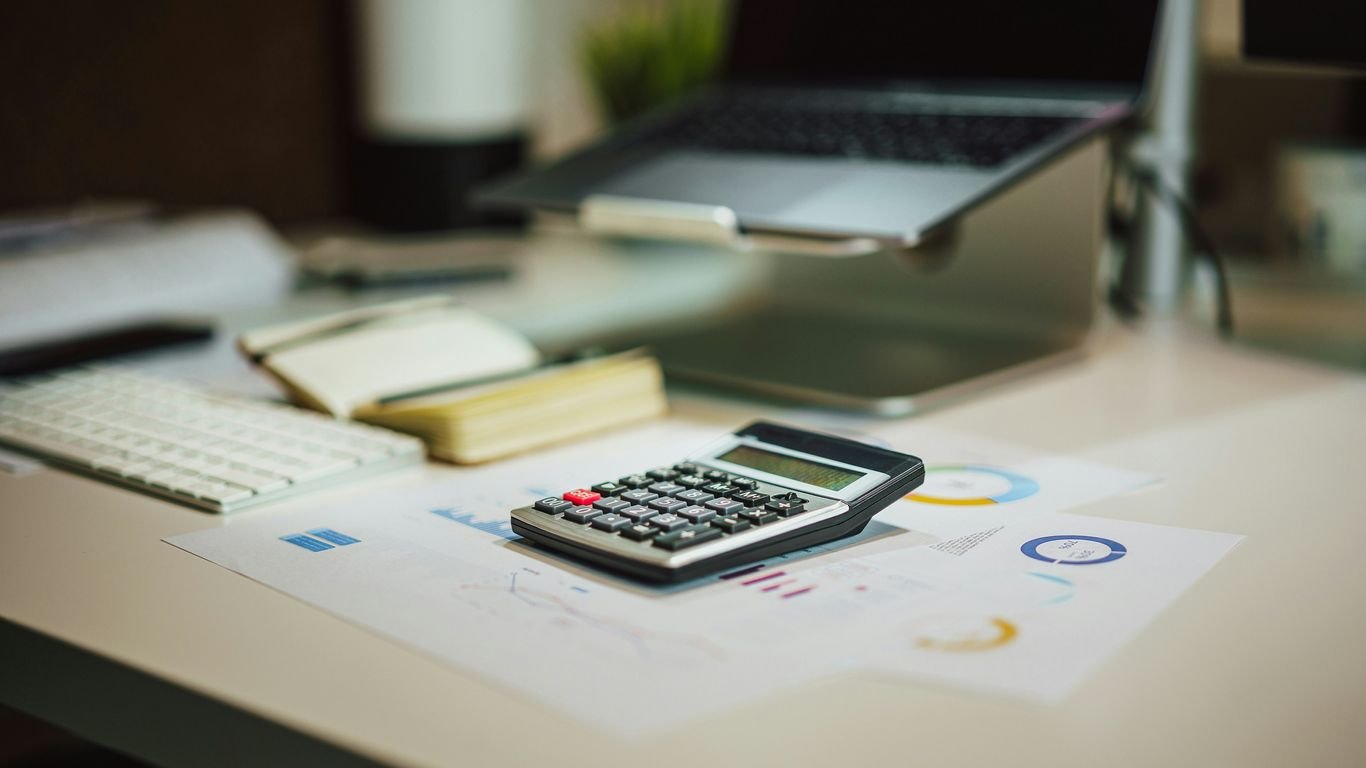A guide to evaluating 12 month loans for small business financing