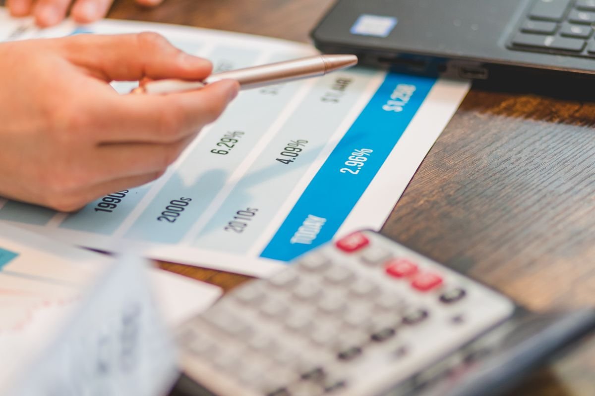 Merchant Cash Advance: How It Works and When to Avoid It
